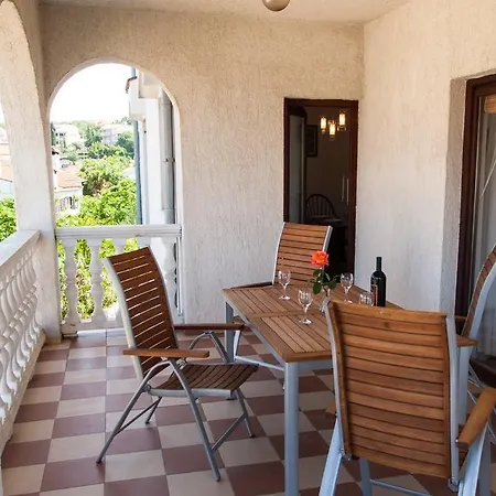 1 Apartamento Malinska