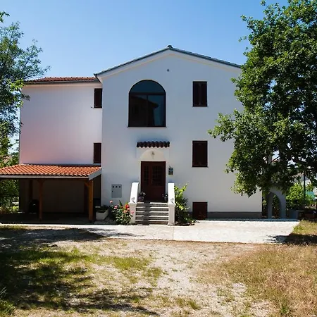 Malinska Apartment 1 Appartamento *