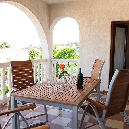 Appartamento Malinska Apartment 1