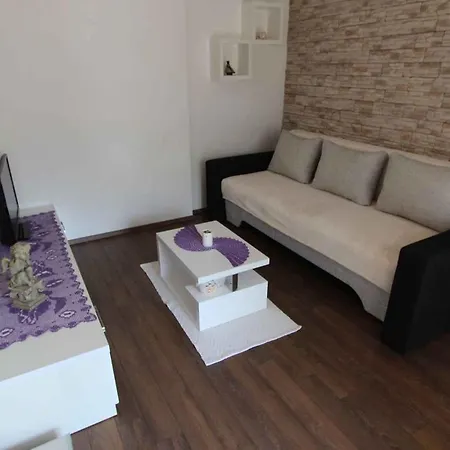 Malinska 1 *
